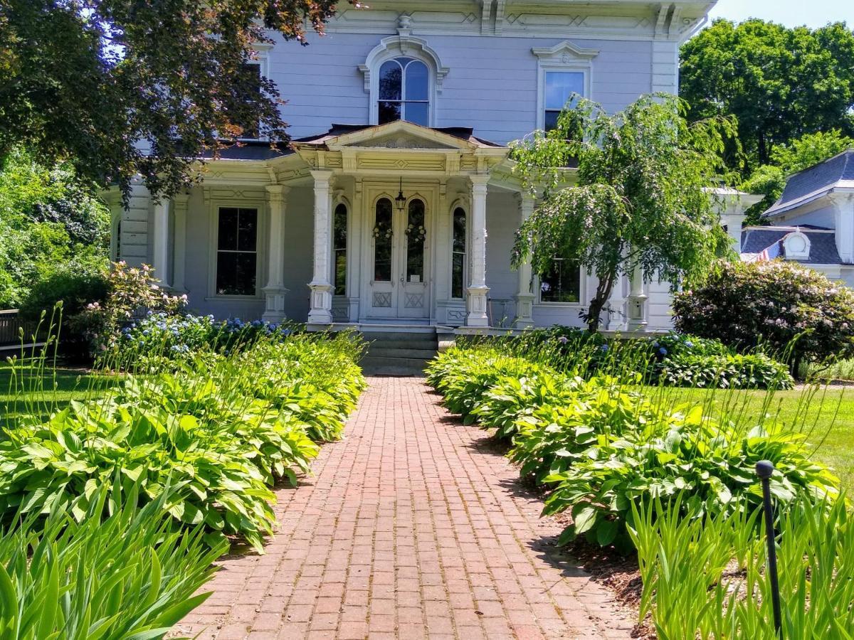 Proctor Mansion Inn Рентам Экстерьер фото